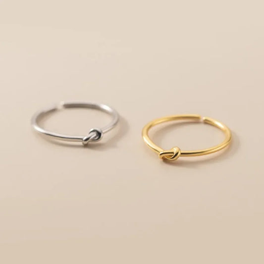Minimalist Knot Ring – Gold & Silver