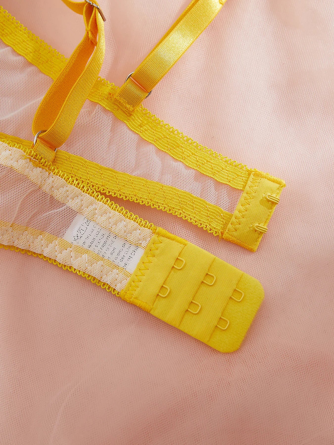 Flora Lace Daisy Set
