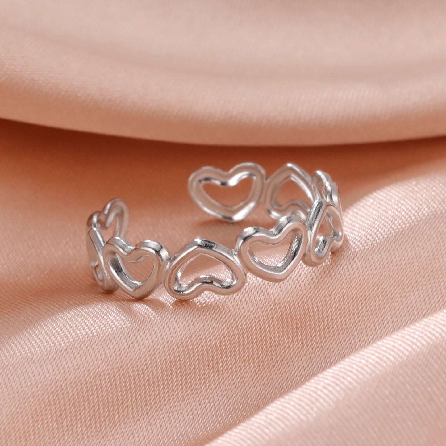 Eterna Gold Open Ring Collection