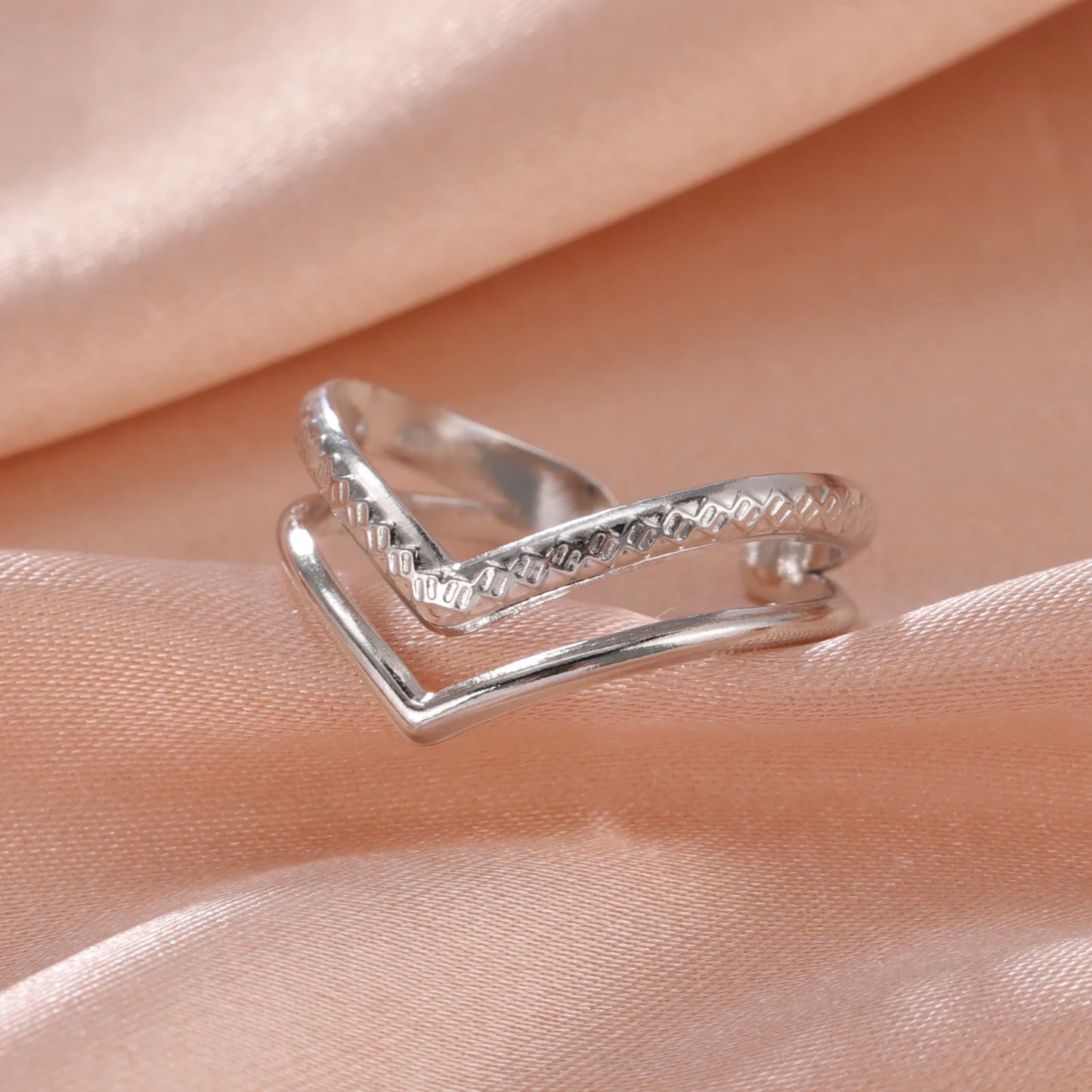 Eterna Gold Open Ring Collection