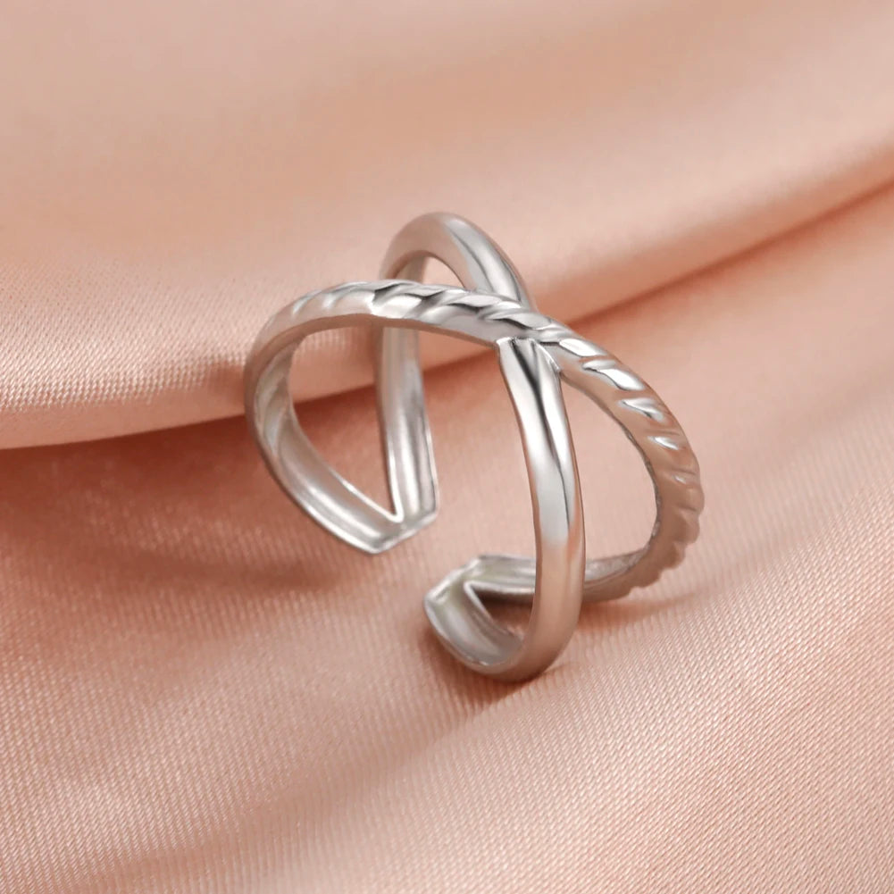 Eterna Gold Open Ring Collection