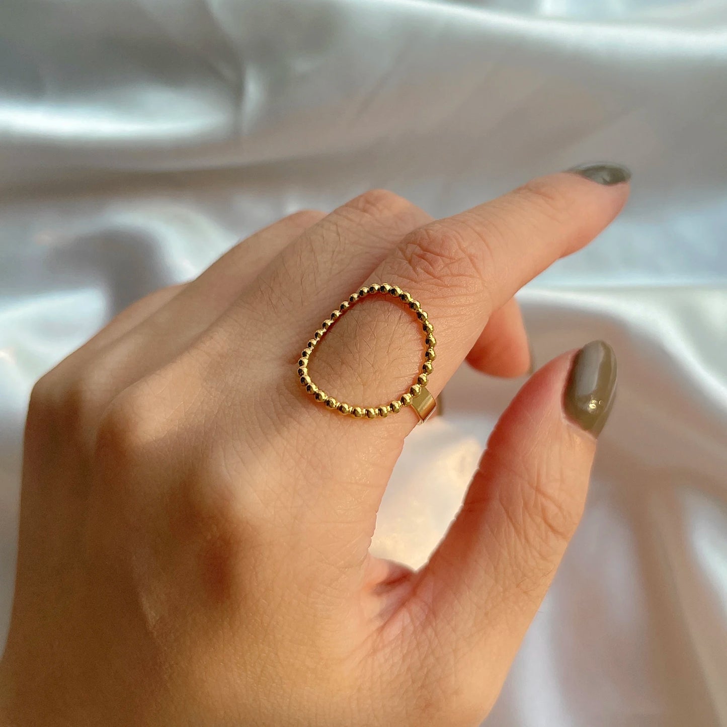 Eterna Gold Open Ring Collection
