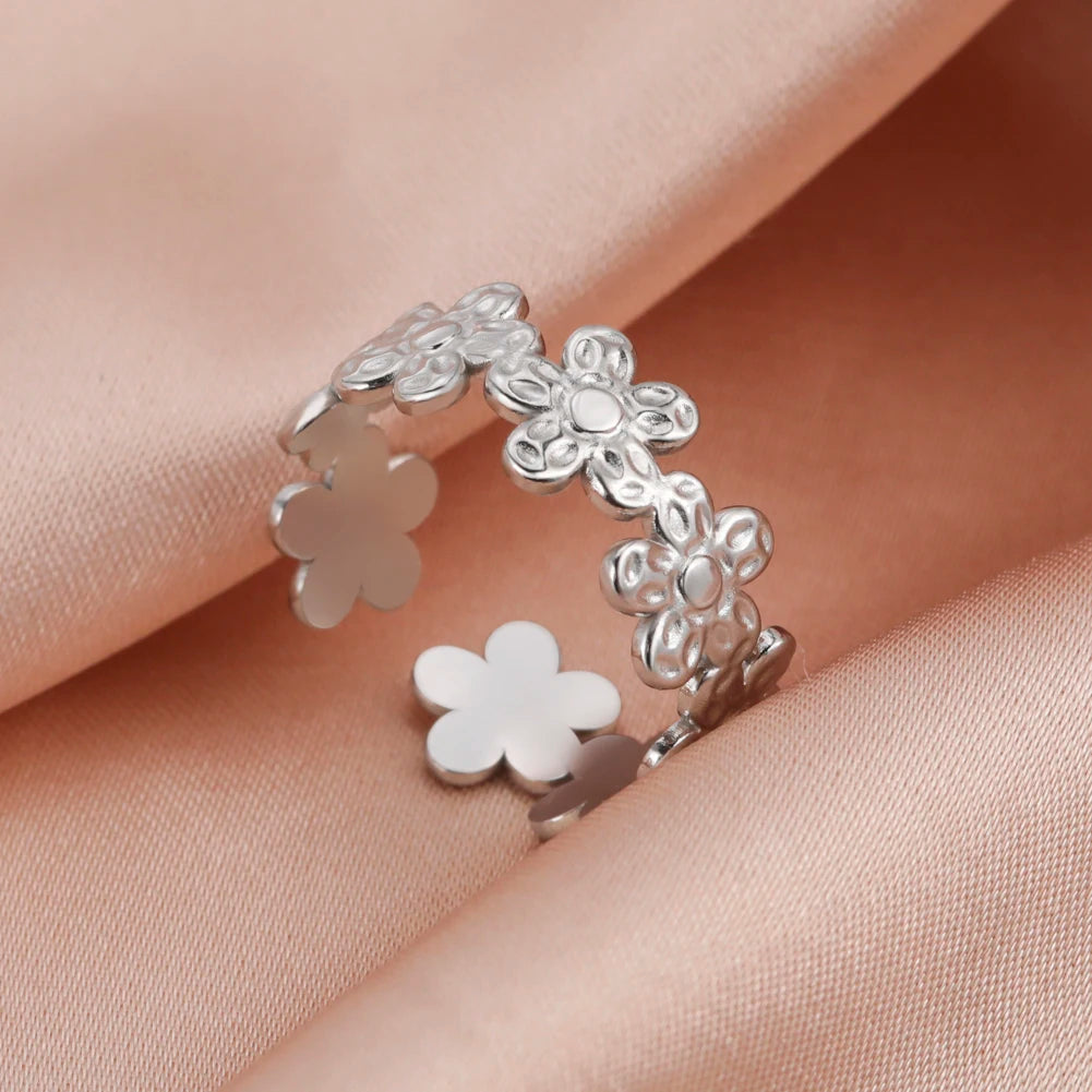Eterna Gold Open Ring Collection