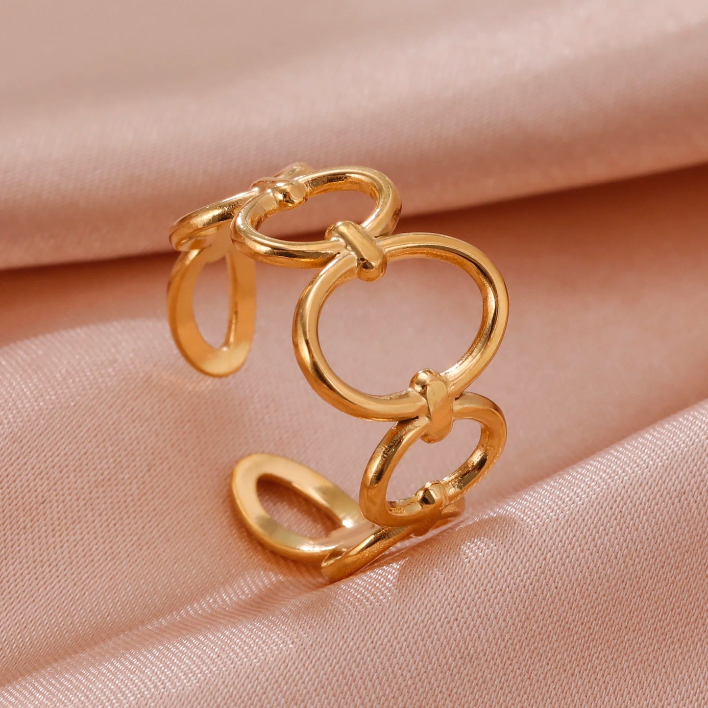 Eterna Gold Open Ring Collection