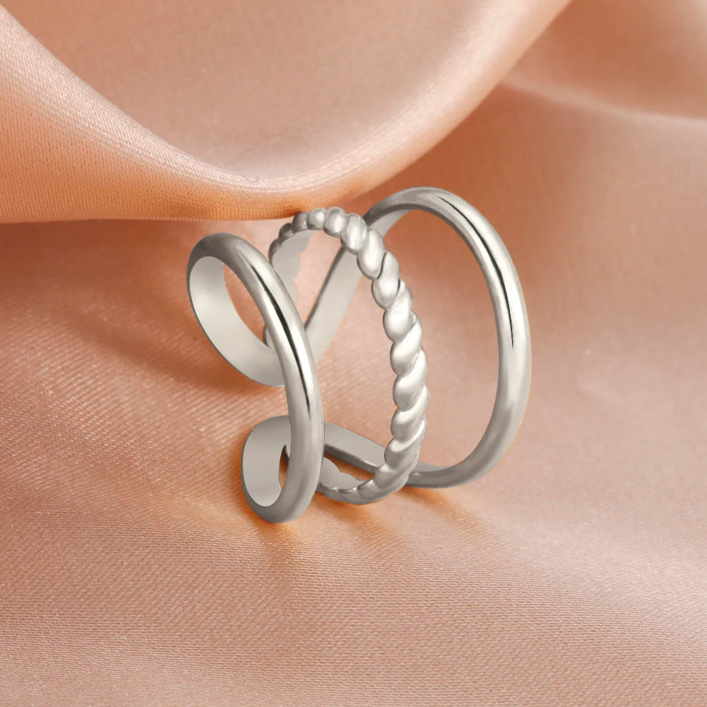 Eterna Gold Open Ring Collection